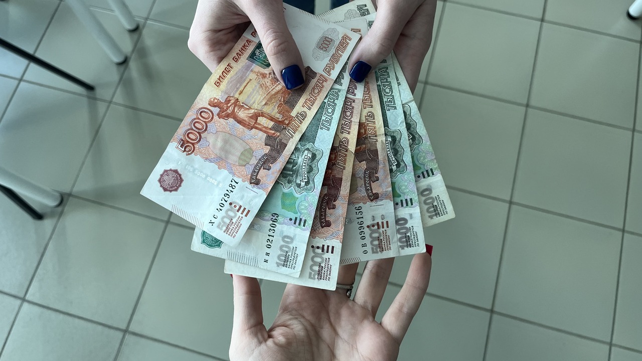 Пенсии в июне 2026 придут по новому графику: какие даты зачисления денег важно не пропустить Июнь 2026 года принесет пенсионерам календарный...