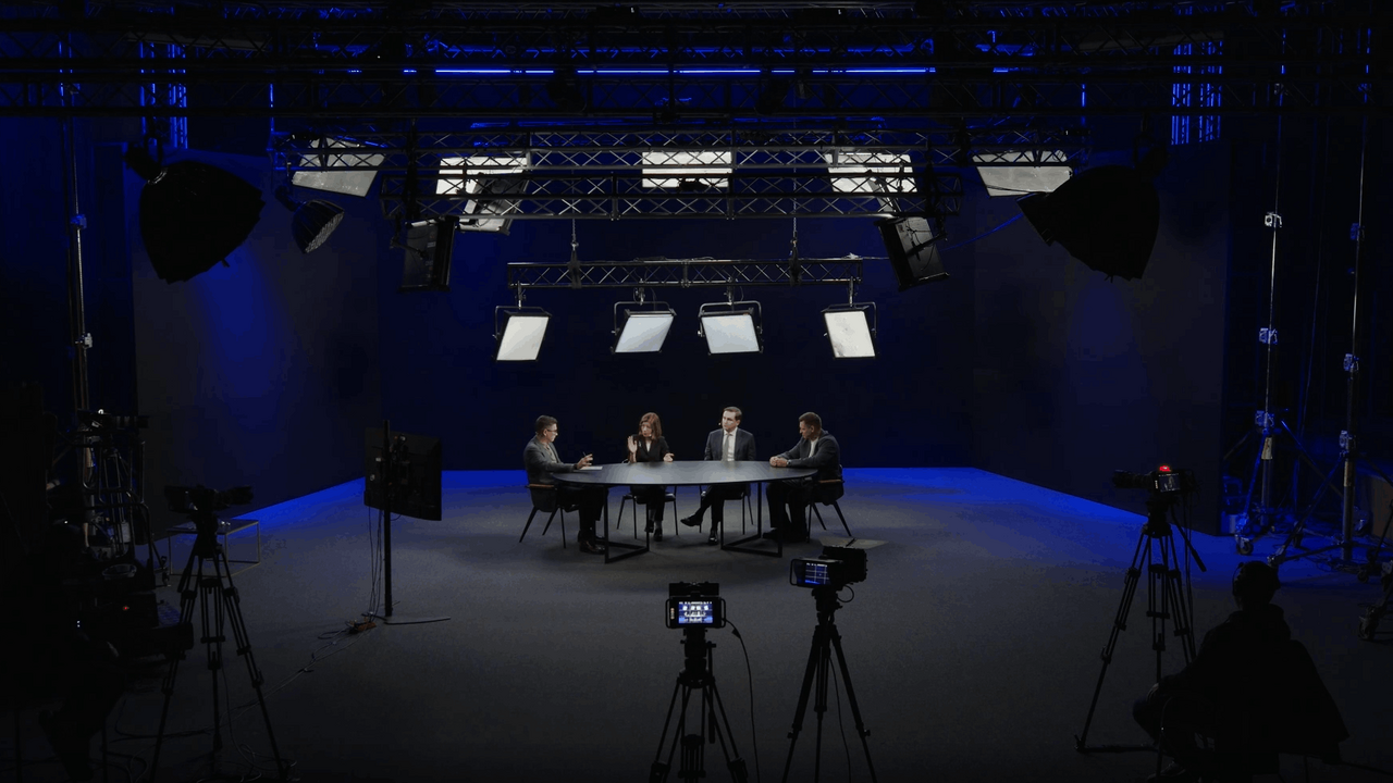 Т2, российский оператор мобильной связи, сообщи...