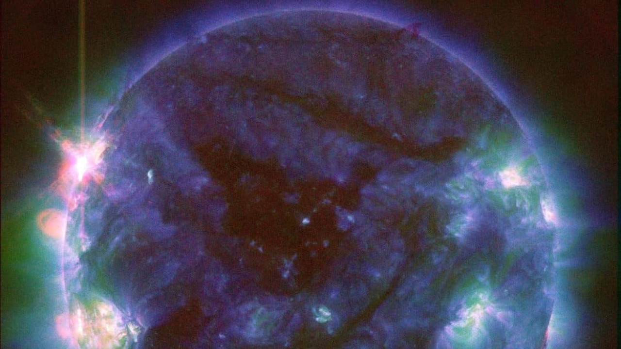 Загадку крупнейших солнечных пятен удалось раскрыть Декабрь 2025 года начался с сильной солнечной в...