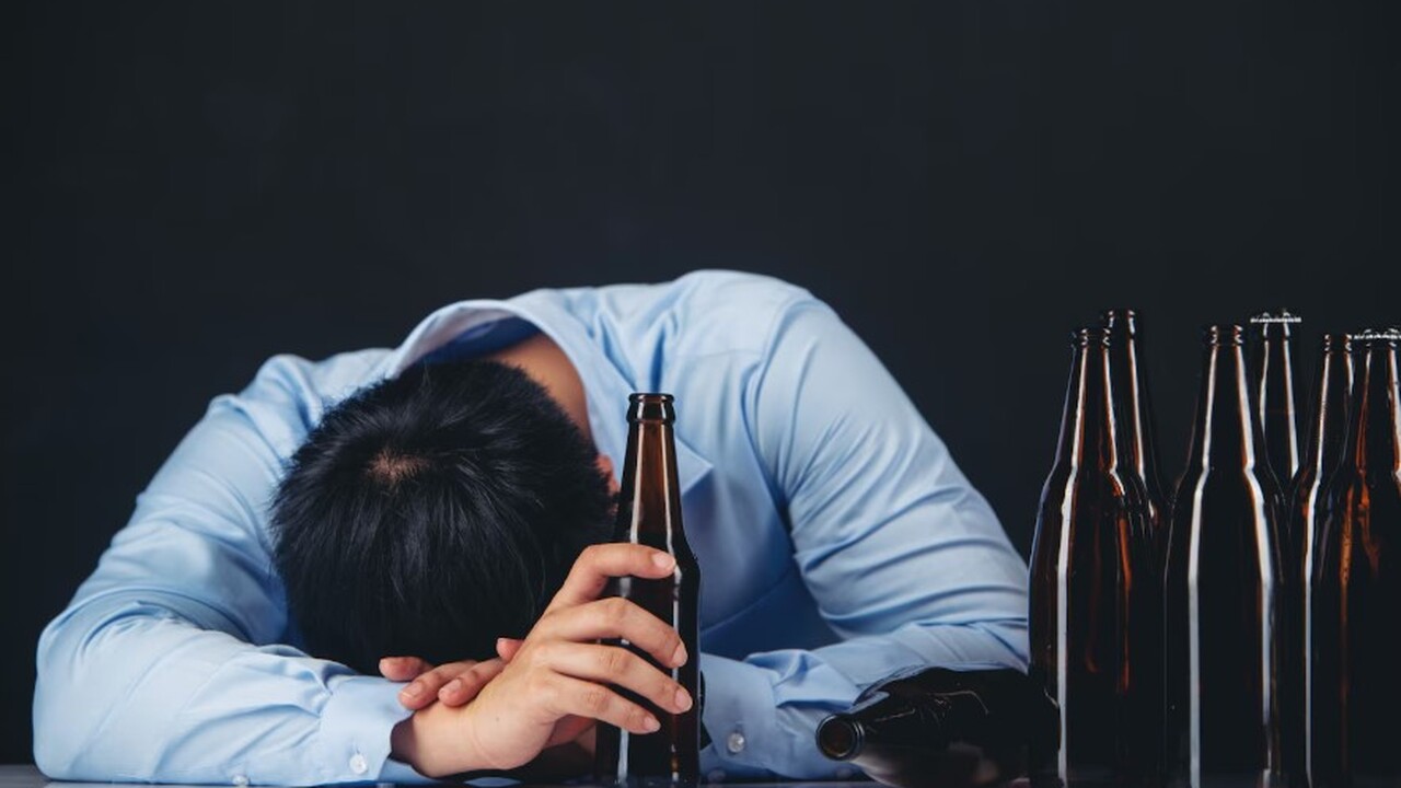 Стало известно, почему люди не чувствуют меры в алкоголе Ученые из Национального университета Сингапура ...