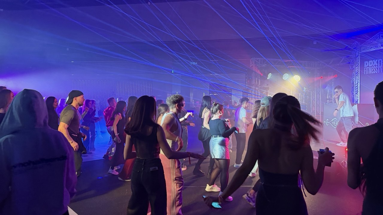 В Казани прошла необычная вечеринка — техно-рей...