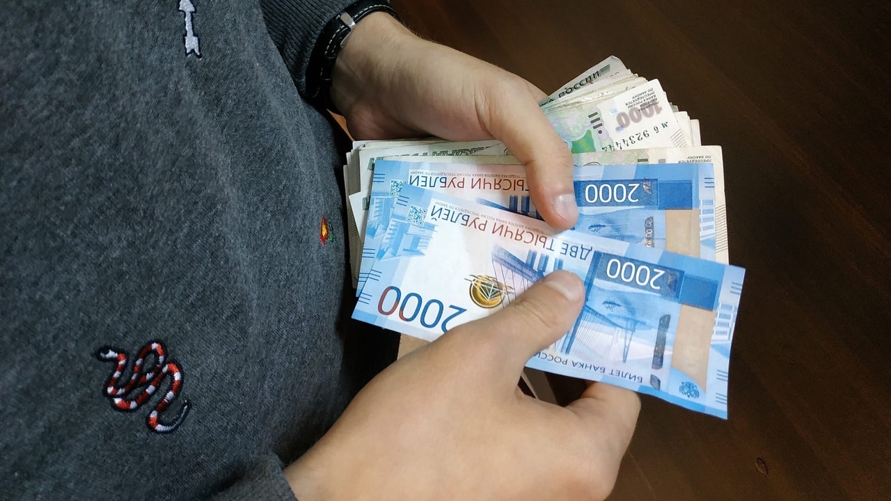 Реальные зарплаты в Татарстане вырастут на 2,4% в 2027 году по прогнозу Минэкономики РТ Минэкономики Татарстана представило прогноз раз...