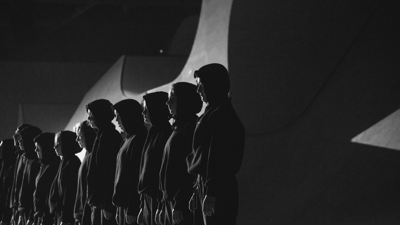 Фестиваль медиаискусства НУР совместно с Марато...