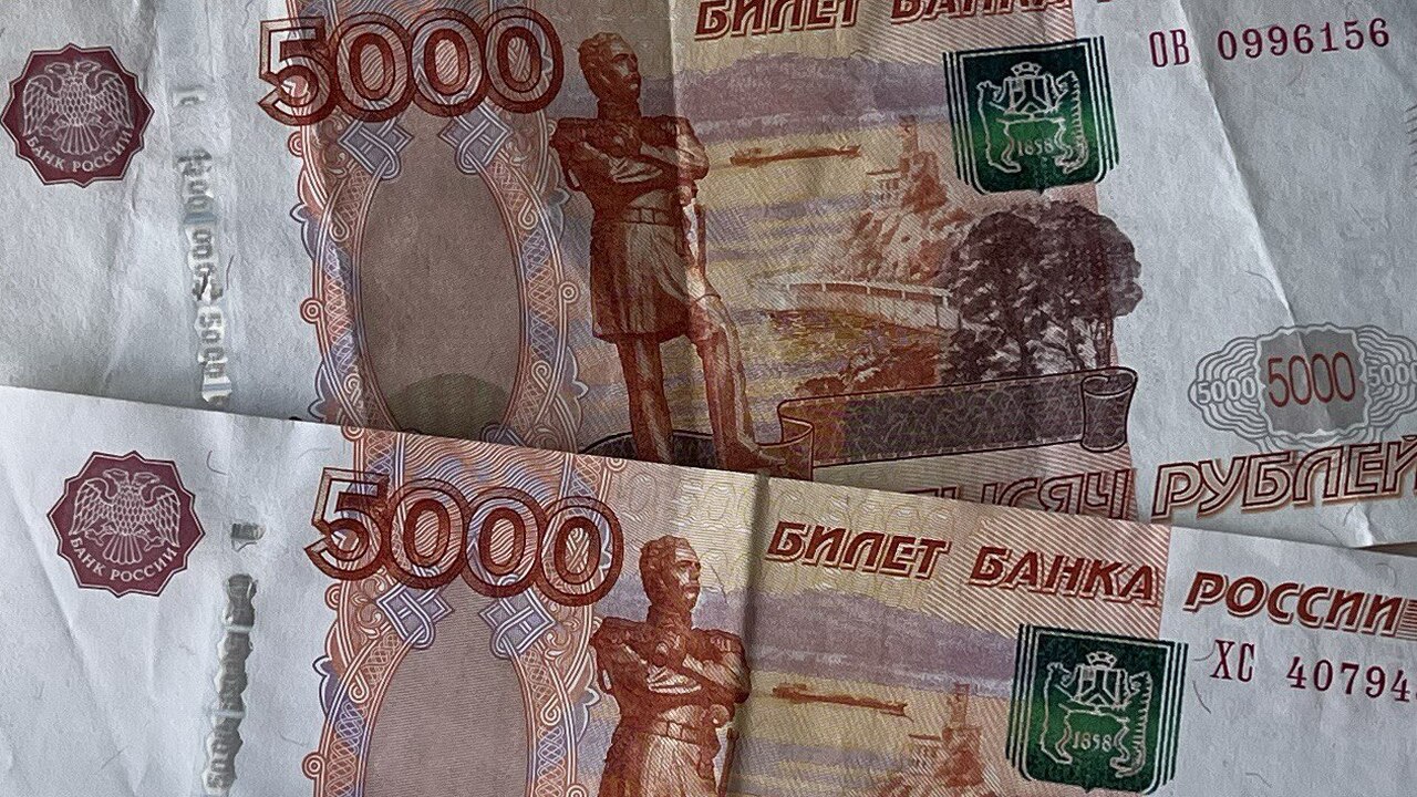 В Набережных Челнах женщина столкнулась с мошен...