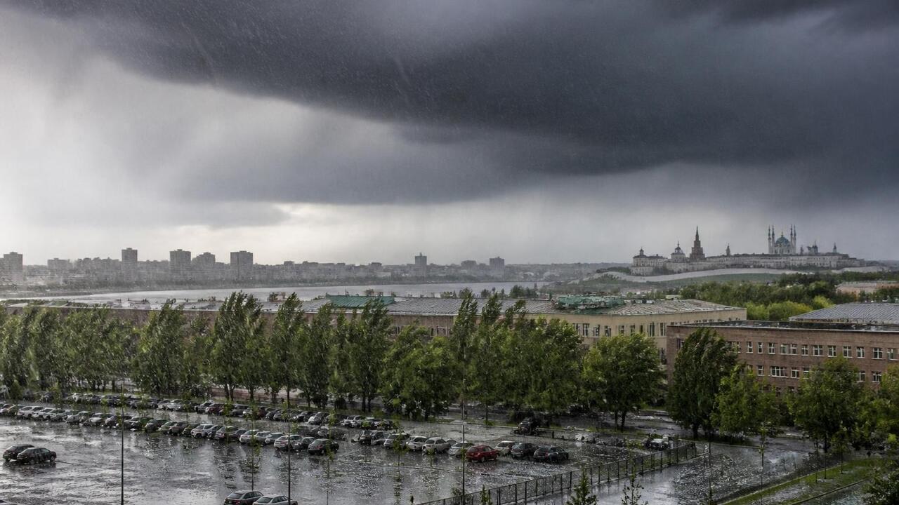 В Татарстане сегодня ожидаются ливни, грозы и г...