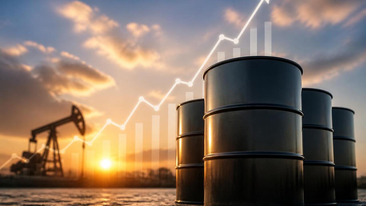 Reuters: рост цен на нефть из-за обострения на Ближнем Востоке Цены на нефть выросли на 4% из-за обострения ко...