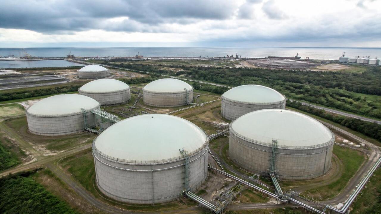 Европа рискует подойти к зиме с рекордно низкими запасами газа Европа рискует начать отопительный сезон с реко...
