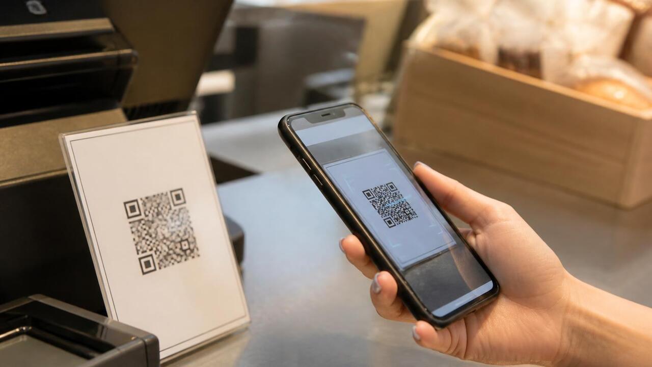 Т-Банк расширил оплату по QR-коду на пять стран Т-Банк запустил оплату по QR-коду в пяти страна...