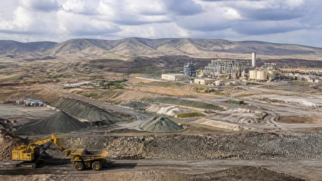 Вложения в редкоземельные металлы в РФ достигнут 400 млрд рублей к 2030 году Первый вице-премьер Денис Мантуров заявил, что ...
