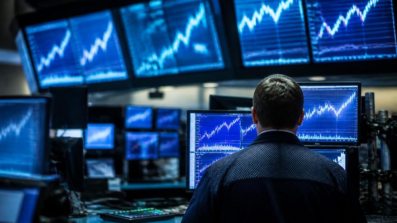 KOSPI взлетел на рекордные 17,91% после трехдневного обвала Южнокорейский индекс KOSPI показал рекордный ро...
