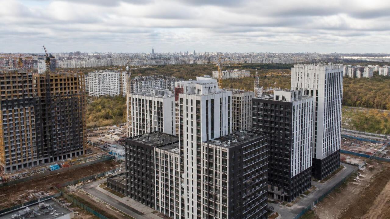 Непроданное жилье в Москве: 14,1 кв. м на каждый проданный метр В Москве на первичном рынке жилья на один прода...