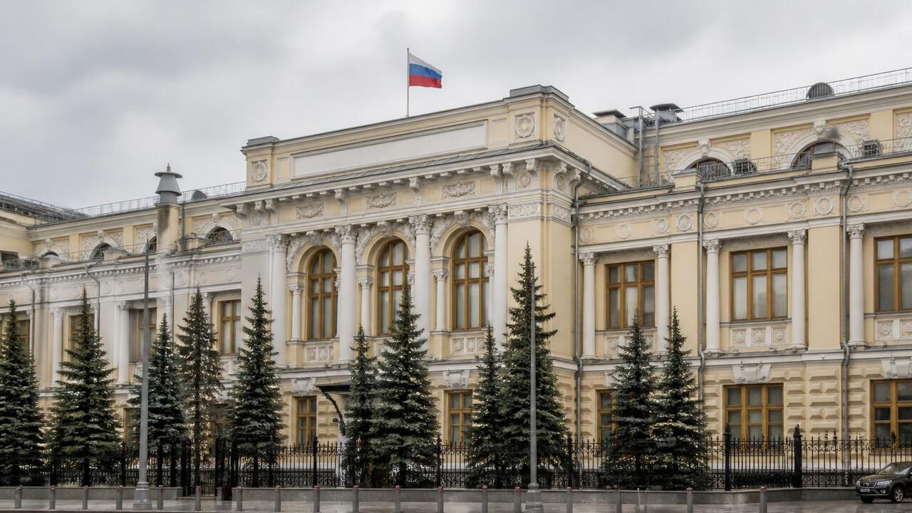 Глава ВТБ Костин заявил о завершении цикла повышения ключевой ставки Андрей Костин считает, что ключевая ставка боль...