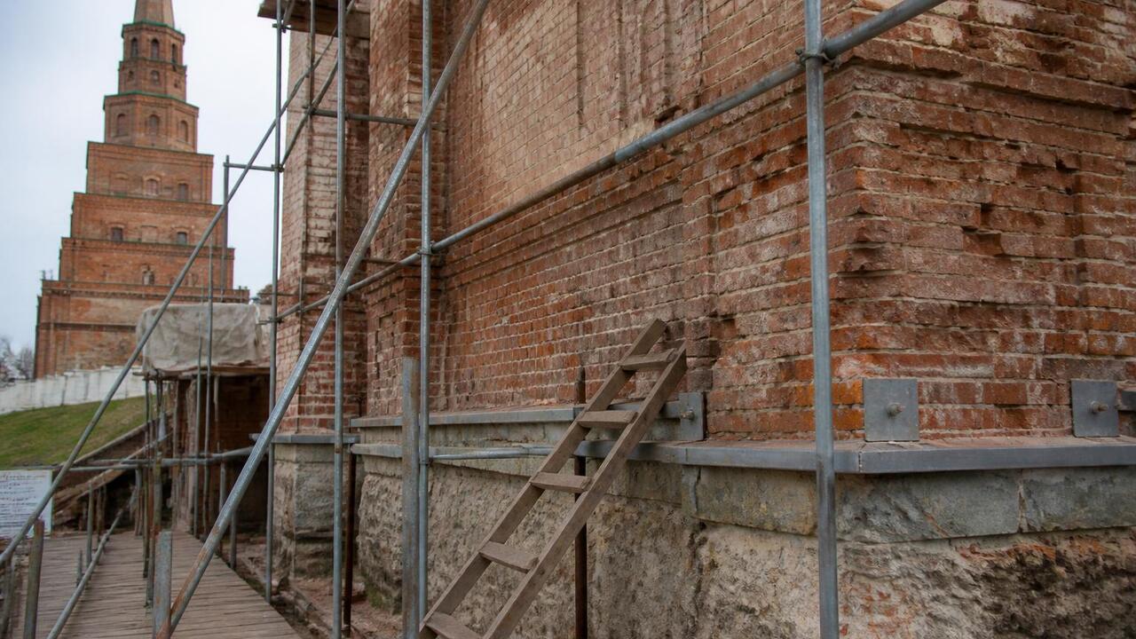 В Казанском Кремле началась реставрация башни Сююмбике Реставрация башни Сююмбике в Казанском Кремле: ...