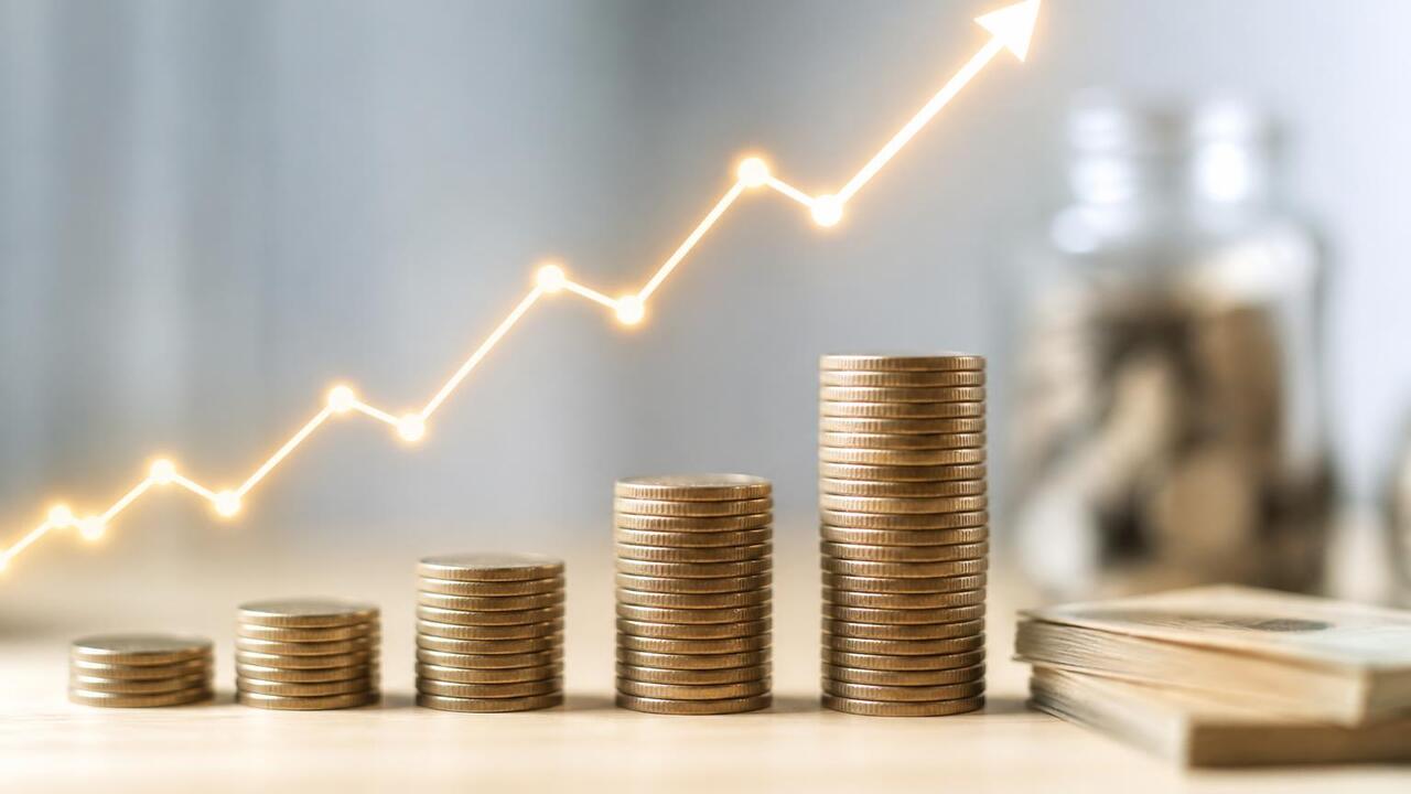 ВТБ поднял доходность долгосрочных вкладов до 13,9% годовых ВТБ с 16 сентября повысил ставки по долгосрочны...