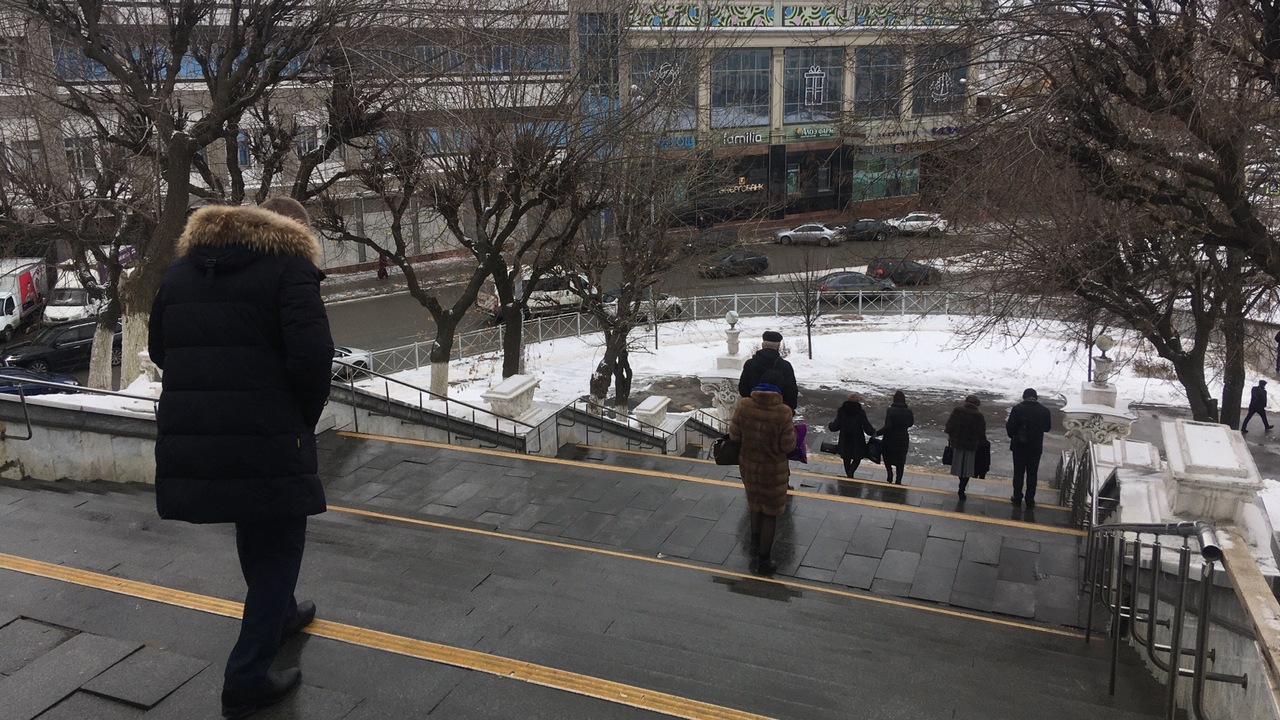 Российские паспорта обновят формат: что означает новый штамп ИД ЕРН, который введут с января 2026 года С 1 января 2026 года в российских паспортах поя...