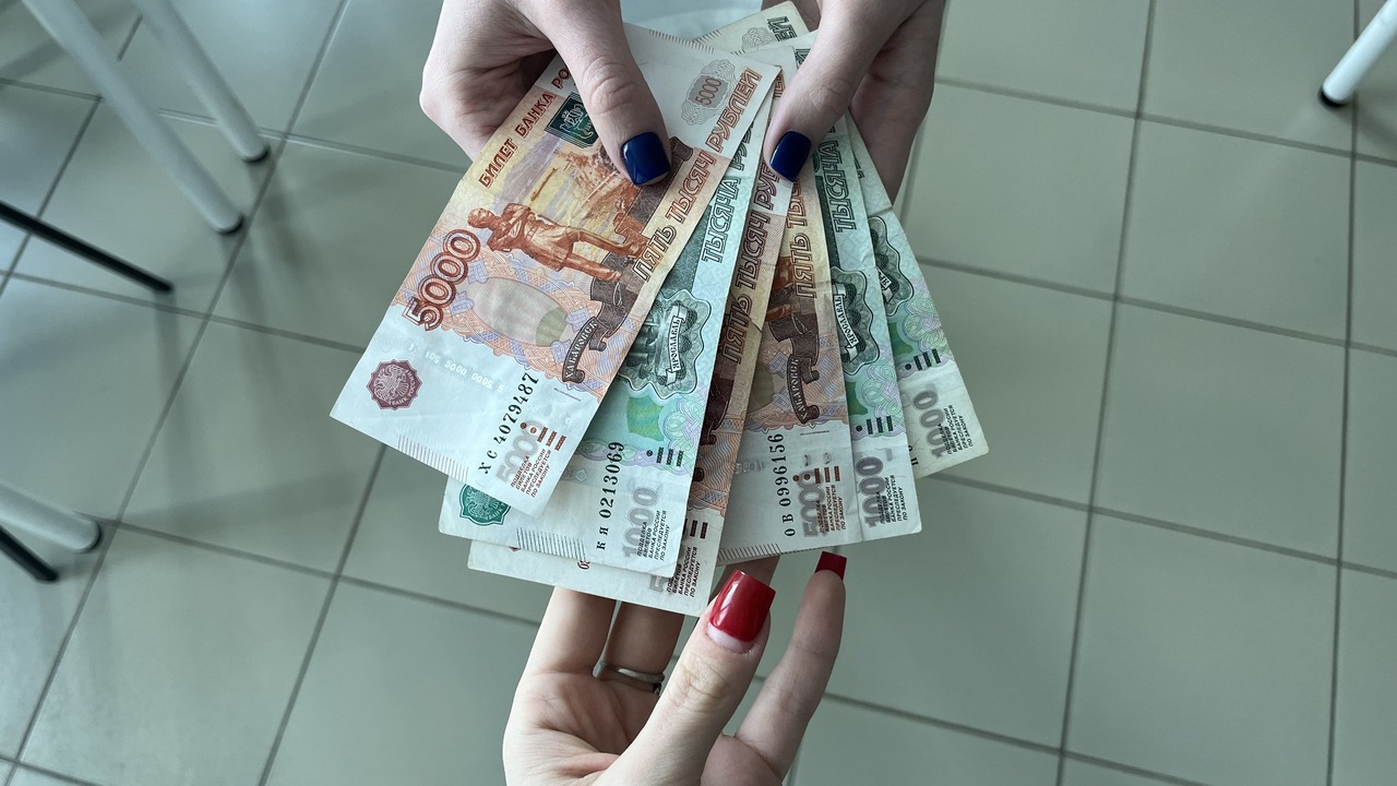 Пенсионная система в России регулярно становитс...