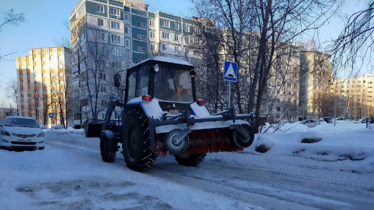 В Республике Татарстан 374 снегоуборочных машин...