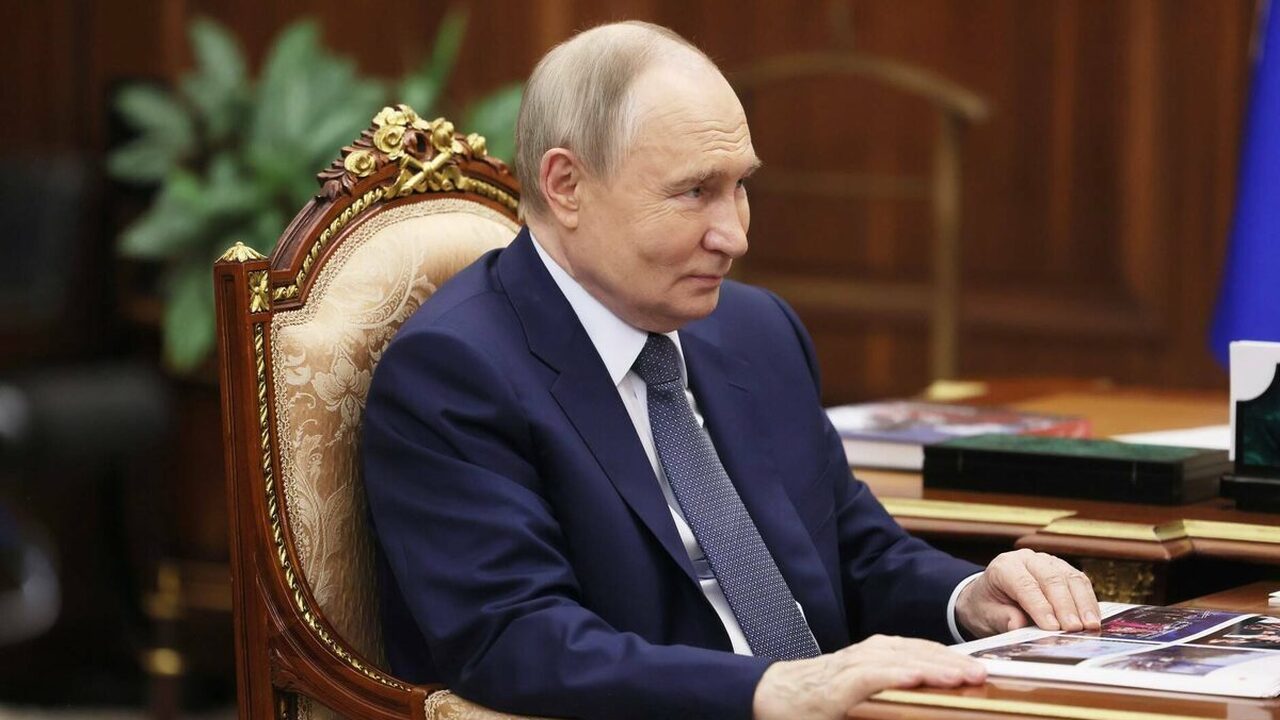 Сегодня Владимир Путин проводит традиционную «П...