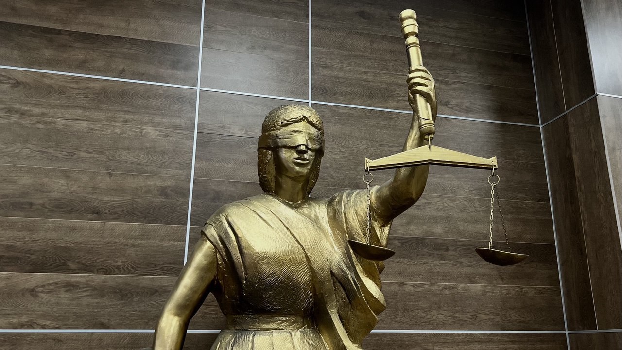 Бастрыкин потребовал доклад по делу о травме девочки на площадке в Челнах Председатель Следственного комитета России Алек...