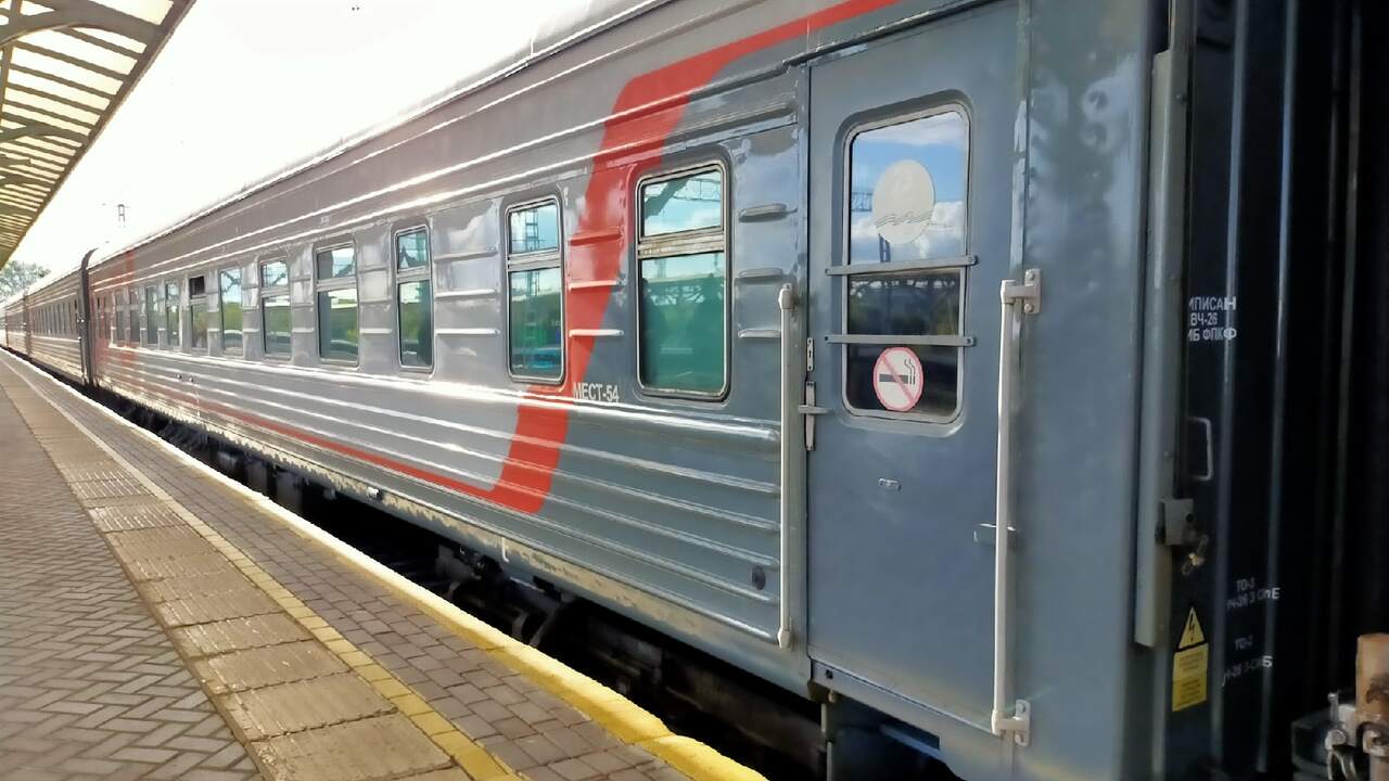 Поезд Москва — Санкт-Петербург с Рижского вокза...