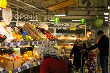 Крупные сети ужесточили порядок: «Пятёрочка» и «Магнит» ограничат доступ покупателей внутрь торговых залов