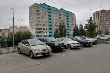 Наклейки на авто попадут под запретные изменения: чем грозит новый подход и штрафы до 40 тысяч