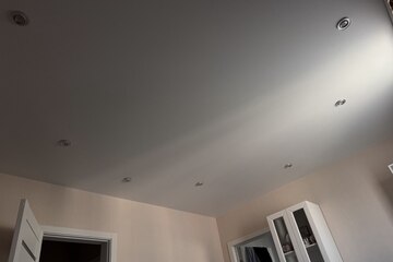 Ставлю крест на натяжных потолках: четыре альтернативы делают дом визуально дороже