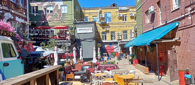 Согласно результатам исследования, проведенного сервисом Туту, самым востребованным уличным блюдом в Казани стала шаурма, пользующаяся предпочтением 37% опрошенных. Об этом сообщает сервис путешествий "Туту" для PROKAZAN.