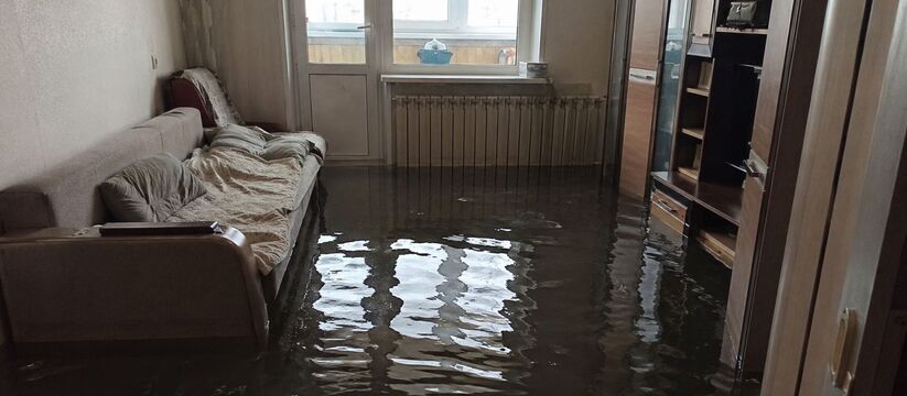 В Набережных Челнах в доме 16/01 произошёл силь...