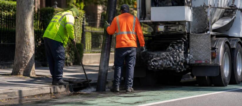 В Казани за лето очистят 5,5 км ливневой канализации В Казани этим летом очистят 5,5 км ливневой кан...