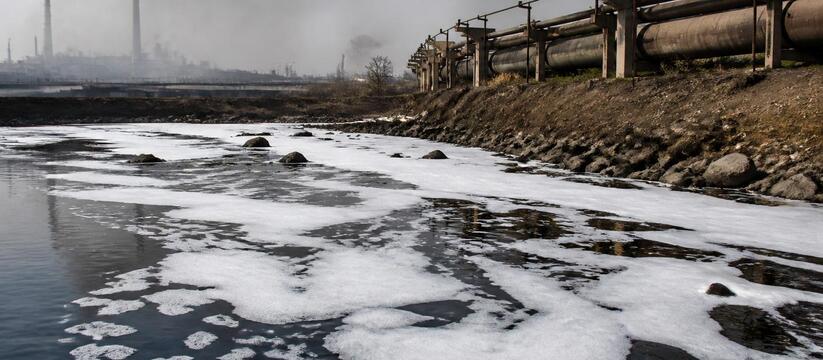 Бастрыкину доложат о загрязнении реки в Нижнекамске Глава СКР заслушает доклад о загрязнении реки Т...