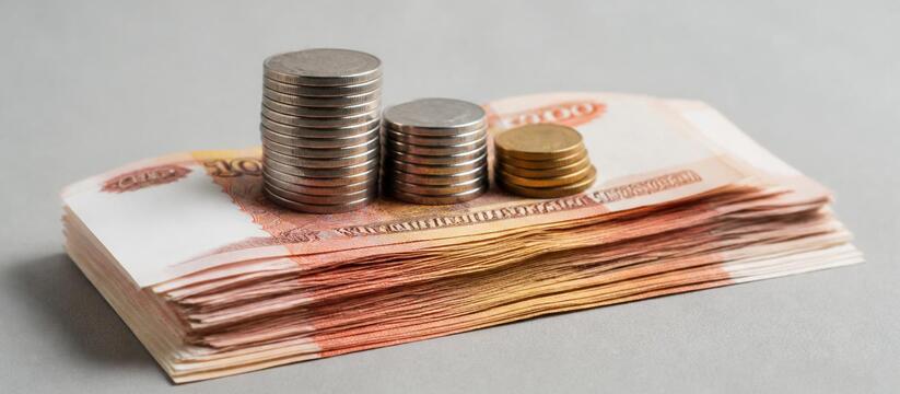 В июле объем наличных в обращении вырос на 0,7 ...