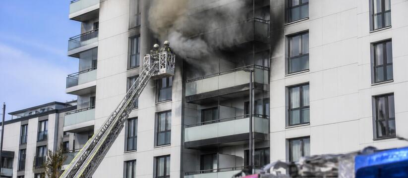 В Набережных Челнах при пожаре в квартире на де...