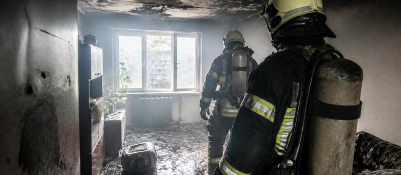 Мужчина погиб при пожаре в квартире в Альметьевске В Альметьевске при пожаре в квартире погиб мужч...