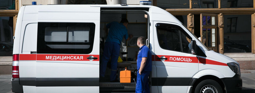 Медики лишь констатировали смерть: В Челнах у подъезда жилого дома найден труп 46-летнего мужчины