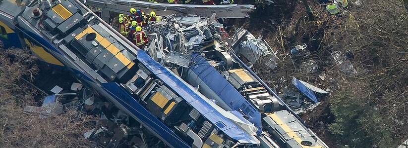 "У людей были секунды, чтобы попрощаться!: В результате крушения поезда погибли минимум 13 человек