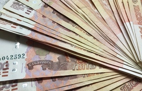 В Челнах при трудоустройстве предлагают оклад в...