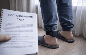 Экс-главе наркодиспансера Челнов продлили домаш...