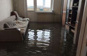 В Челнах житель самовольно заменил трубы отопле...