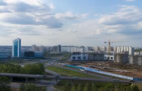 Глава Минстроя осмотрел ключевые объекты в Набе...