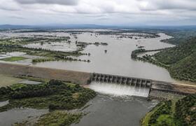 Дамба в Сапеево под угрозой из-за подъёма воды
