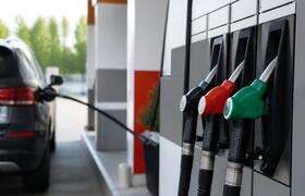 Аналитик объяснил медленный рост цен на бензин ...