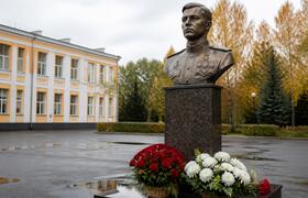 В Казани после реставрации открыли мемориал Гер...