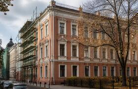 На реставрацию бывшей земской управы в Казани в...