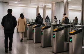 В казанском метро объяснили очереди на «Площади...