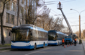 В Казани из-за обрыва контактной сети встали бо...