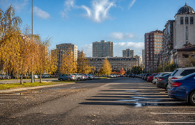 Бесплатная парковка в Казани ждет водителей 4 и...