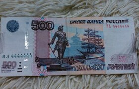Цена вопроса от 500 рублей: челнинцам показали, где нужно закупать неочевидные подарки к Новому году