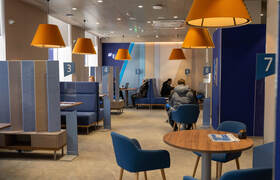 Получить карты ВТБ теперь можно в отделениях По...